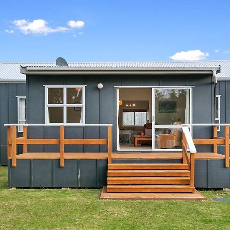 Clara'S Togs And Towels - Waihi - Bachcare Nz Villa Buitenkant foto