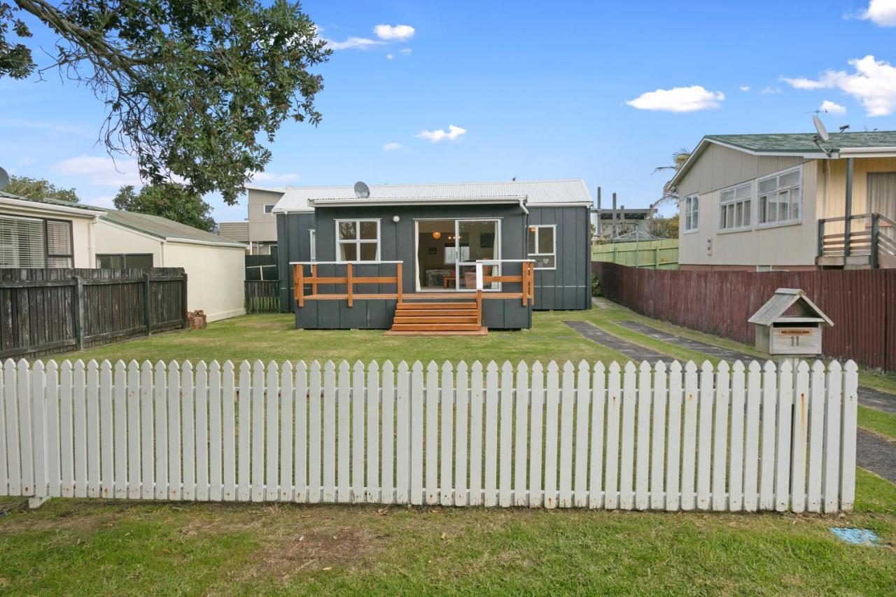 Clara'S Togs And Towels - Waihi - Bachcare Nz Villa Buitenkant foto